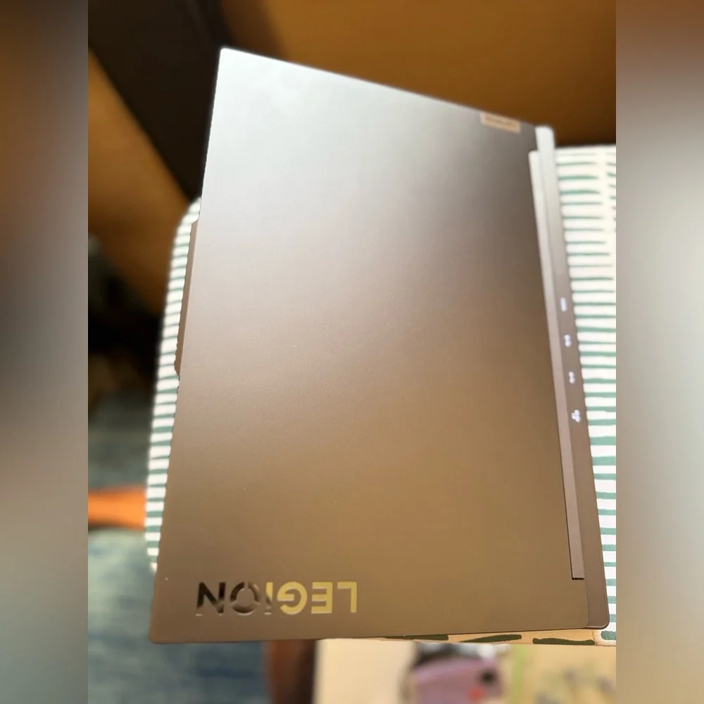 Lenovo Legion Slim 7 16IRH8 16